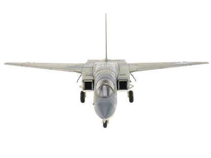 North American RA-5C Vigilante Aircraft "149313 RVAH-6 Fleurs Experimental Scheme USS Constellation" (1966) United States Navy "Air Power Series" 1/72 T&y Diecast Model by Hobby Master