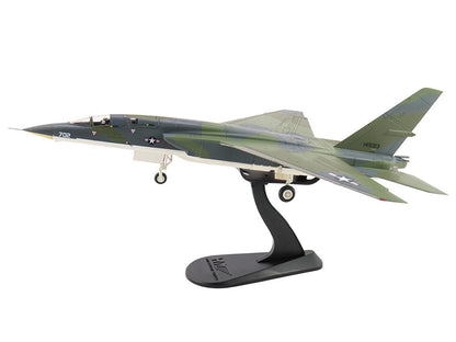 North American RA-5C Vigilante Aircraft "149313 RVAH-6 Fleurs Experimental Scheme USS Constellation" (1966) United States Navy "Air Power Series" 1/72 T&y Diecast Model by Hobby Master
