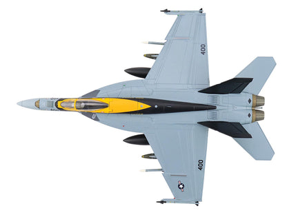 Boeing F/A-18E Super Hornet Fighter Aircraft "166828 VFA-151 Vigilantes USS Lincoln" (2021) United States Navy "Air Power Series" 1/72 T&y Diecast Model by Hobby Master