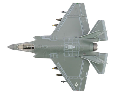 Lockheed F-35C Lightning II Aircraft "169034 VFA-125 Rough Raiders" (2022) United States Navy "Air Power Series" 1/72 T&y Diecast Model by Hobby Master