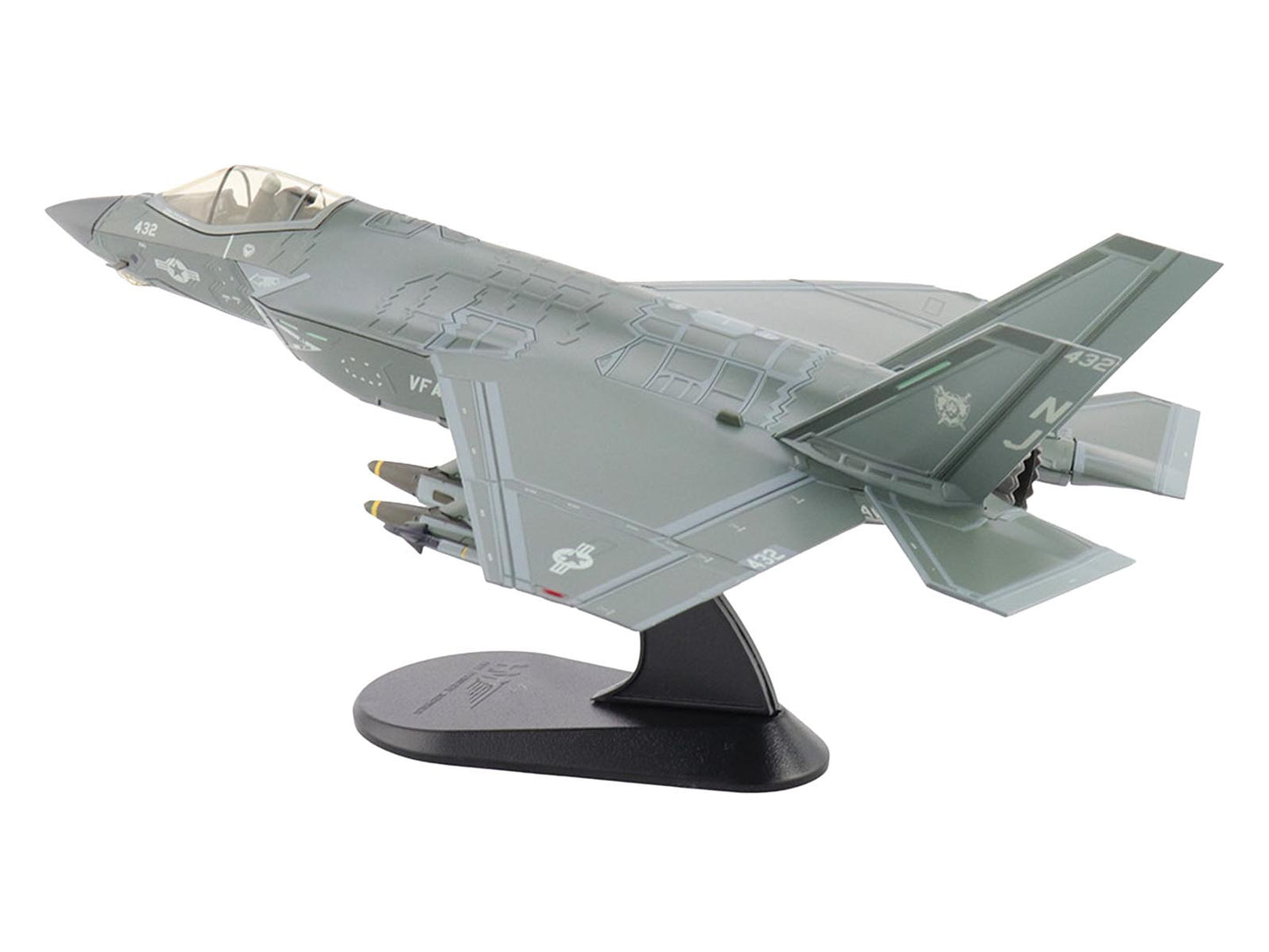 Lockheed F-35C Lightning II Aircraft "169034 VFA-125 Rough Raiders" (2022) United States Navy "Air Power Series" 1/72 T&y Diecast Model by Hobby Master