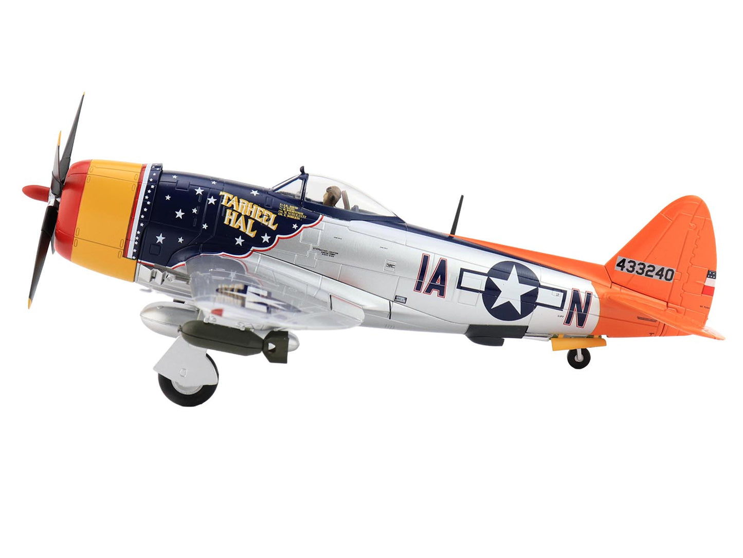 Republic P-47D Thunderbolt Aircraft "Tarheel Hal Lt. 'Ike' David 66 FS 358 FG" (1945) United States Army Air Forces "Air Power Series" 1/48 T&y Diecast Model by Hobby Master