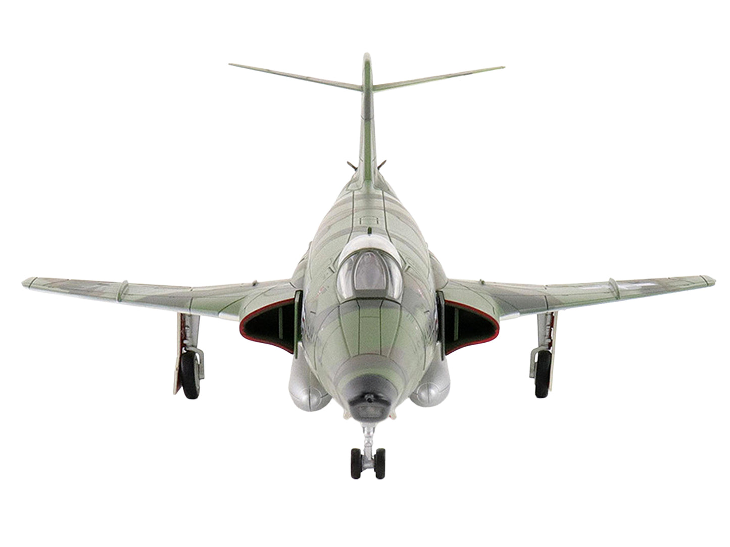 McDonnell RF-101A Voodoo Fighter Aircraft "54-1512 363rd Tactical Reconnaissance Wing Udorn Royal Thai Air Force Base" (1965) United States Air Force "Air Power Series" 1/72 Diecast Model by Hobby Master