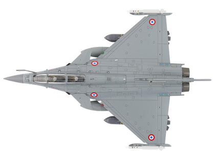 Dassault Rafale B Fighter Aircraft "113-IE/330 Libya" (2011) French Air Force "Air Power Series" 1/72 Diecast Model by Hobby Master