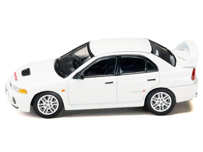 Mitsubishi Lancer RS Evolution IV RHD (Right Hand Drive) "MonStar" White "Initial D" (1995-2013) Manga "Diorama Set Series" 1/64 Diecast Model car by Hobby Japan