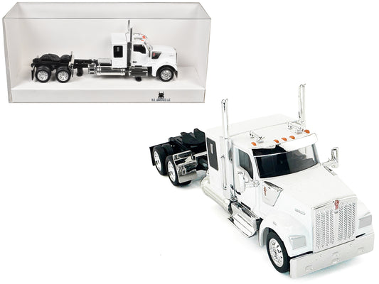 Kenworth W990 with Flat Top Sleeper Cab White 1/87 (HO) Plastic Model Car by HO Logistics T&y