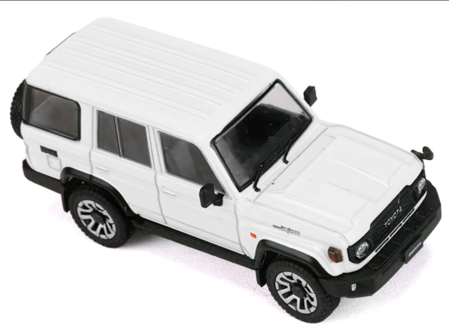 Toyota Land Cruiser (J76) RHD (Right Hand Drive) White 1/64 Diecast Model Car by GCD