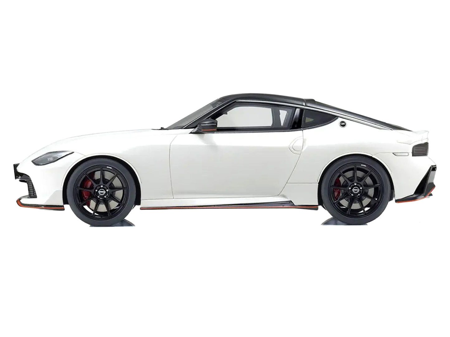 Nissan Fairlady Z NISMO RHD (Right Hand Drive) White with Black Top 1/18 Model Car by Kyosho