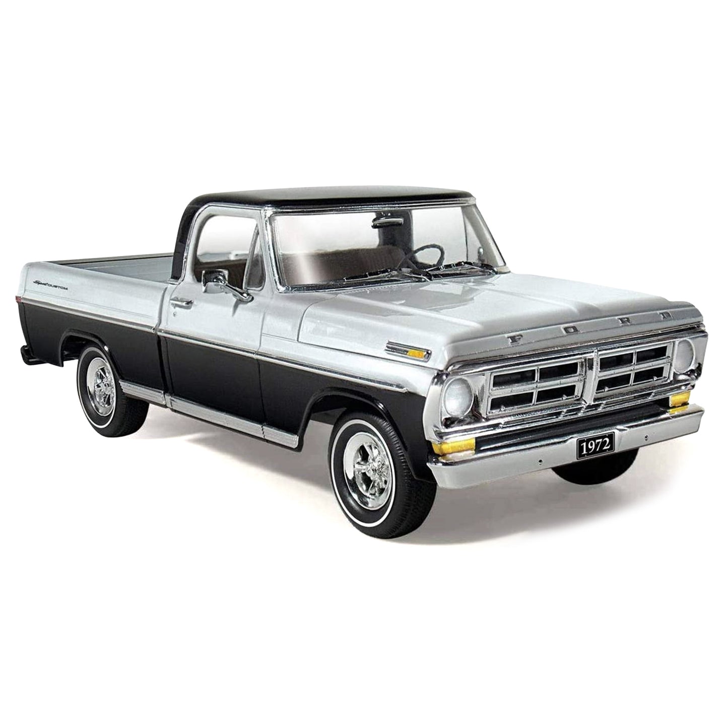Skill 3 Model Kit 1972 Ford Sport Custom Pickup Truck 1/25 Scale Model by Moebius