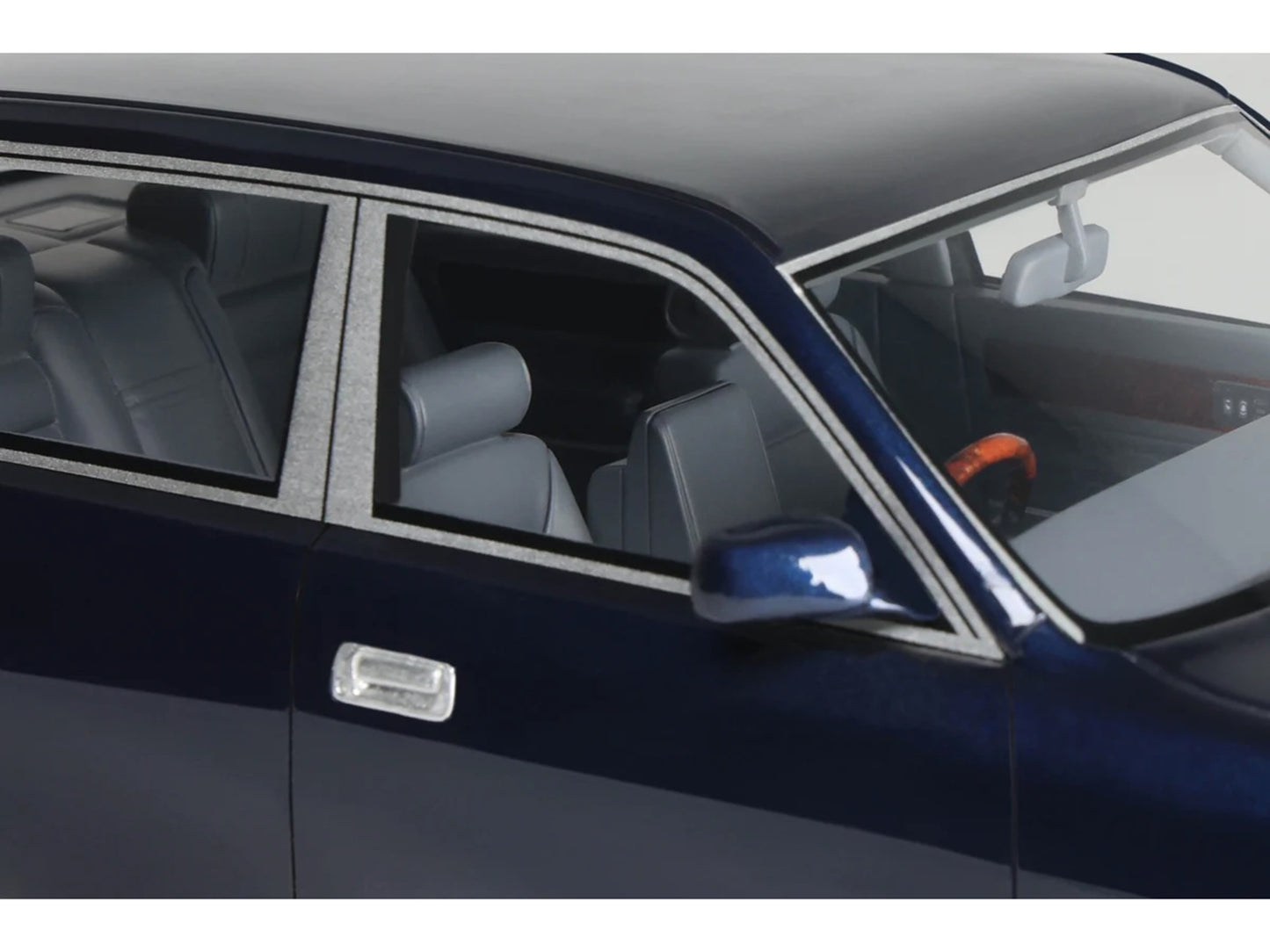 2008 T&yota Century V12 Stance RHD (Right Hand Drive) Blue Mica Limited Edition to 999 pieces Worldwide 1/18 Model Car by Otto Mobile T&y