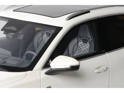2024 Volkswagen Tiguan E Tsi R-Line Oryx White Pearl Limited Edition to 999 pieces Worldwide 1/18 Model Car by Otto Mobile T&y
