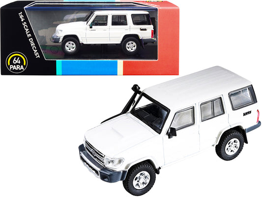 Toyota Land Cruiser 76 French Vanilla Pearl White 1/64 Diecast Model Car