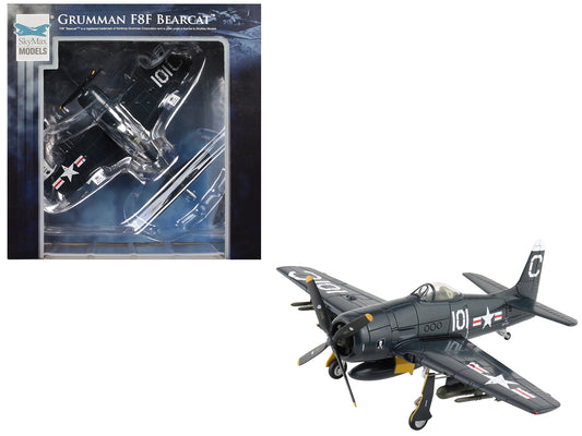 Grumman F8F-2 Bearcats Fighter Aircraft "121717 VF-61 Jolly Rogers" (1949) United States Navy "SkyMax Flying Heroes" Series 1/72 T&y Diecast Model by Hobby Master