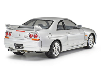 Model Kit Nissan Skyline GT-R V.Spec 1/24 Scale Model by Tamiya T&y