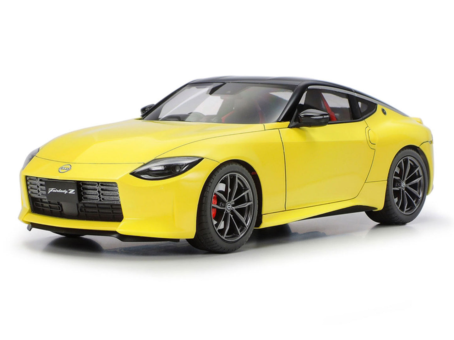 Model Kit Nissan Fairlady Z (RZ34) 1/24 Scale Model by Tamiya