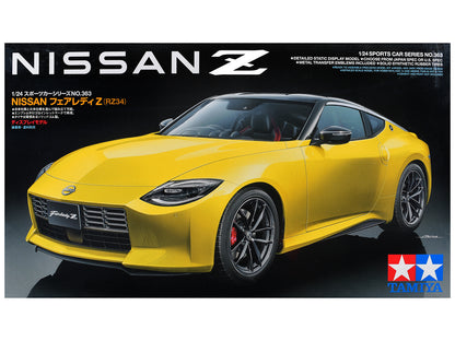 Model Kit Nissan Fairlady Z (RZ34) 1/24 Scale Model by Tamiya