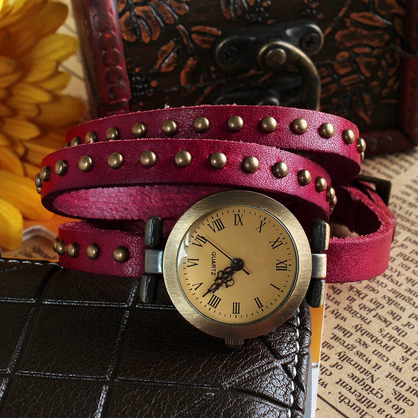 Fashionable Rivet Leather Belt Retro Watch Hand Chain-Pink Co