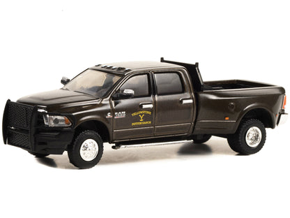 GreenLight 2017 Ram 3500 Laramie Dually Pickup Truck Brown Metallic "John Dutton - Yellowstone Ranch" "Yellowstone" (2018-Current) TV Series "Hollywood Series" Release 38 1/64 Diecast Model Car by Col