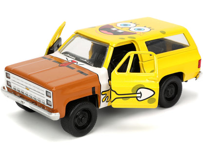 1980 Chevrolet K5 Blazer with SpongeBob SquarePants Diecast Figurine "Hollywood Rides" Series 1/32 Diecast Model Car by Jada
