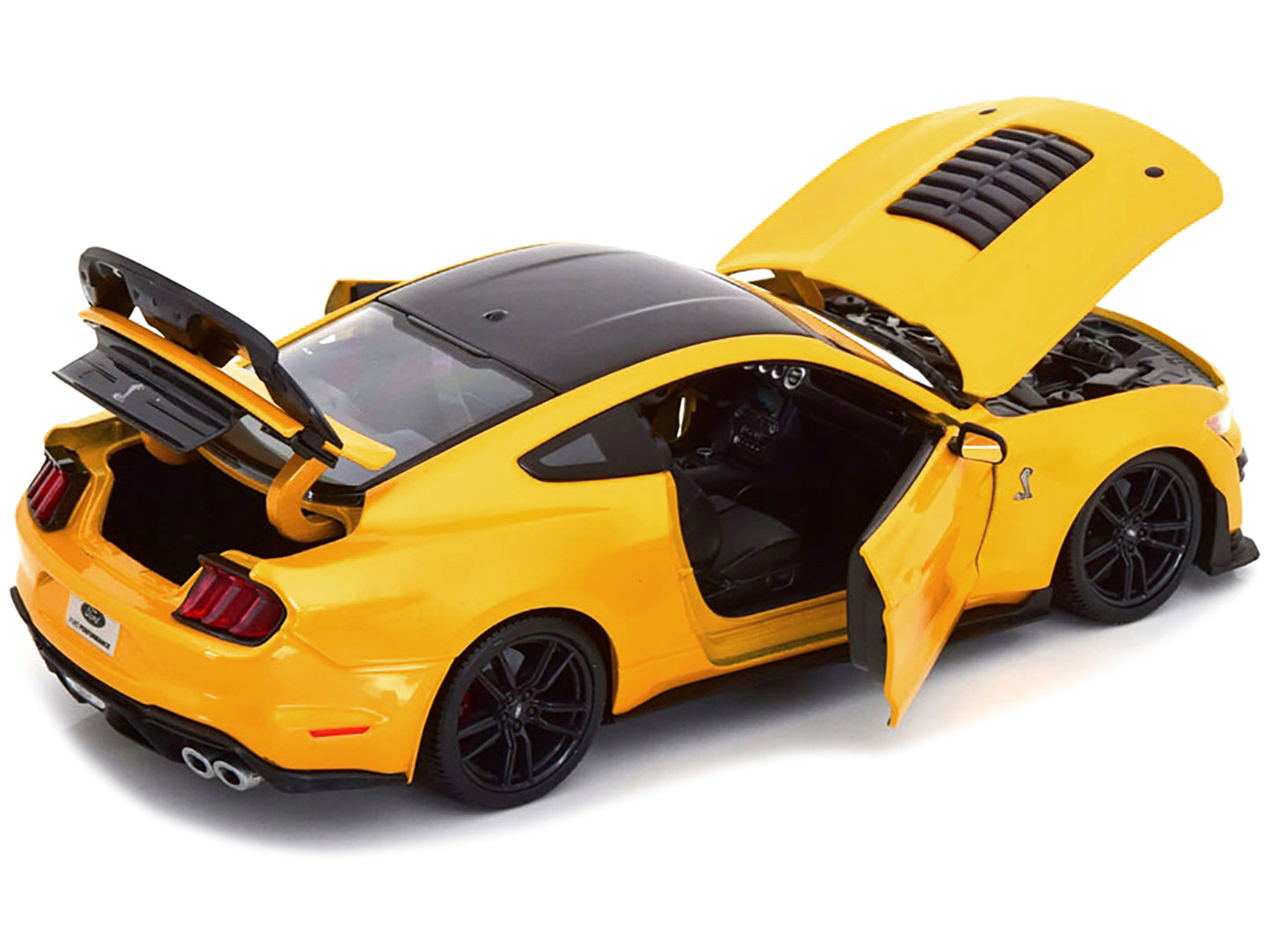 Maisto 2020 Ford Mustang Shelby GT500 Yellow with Black Top "Special Edition" 1/18 Diecast Model Car by <h2>2020 Maisto</h2> <p>High-quality perfect for collectors and enthusiasts. Features detailed i