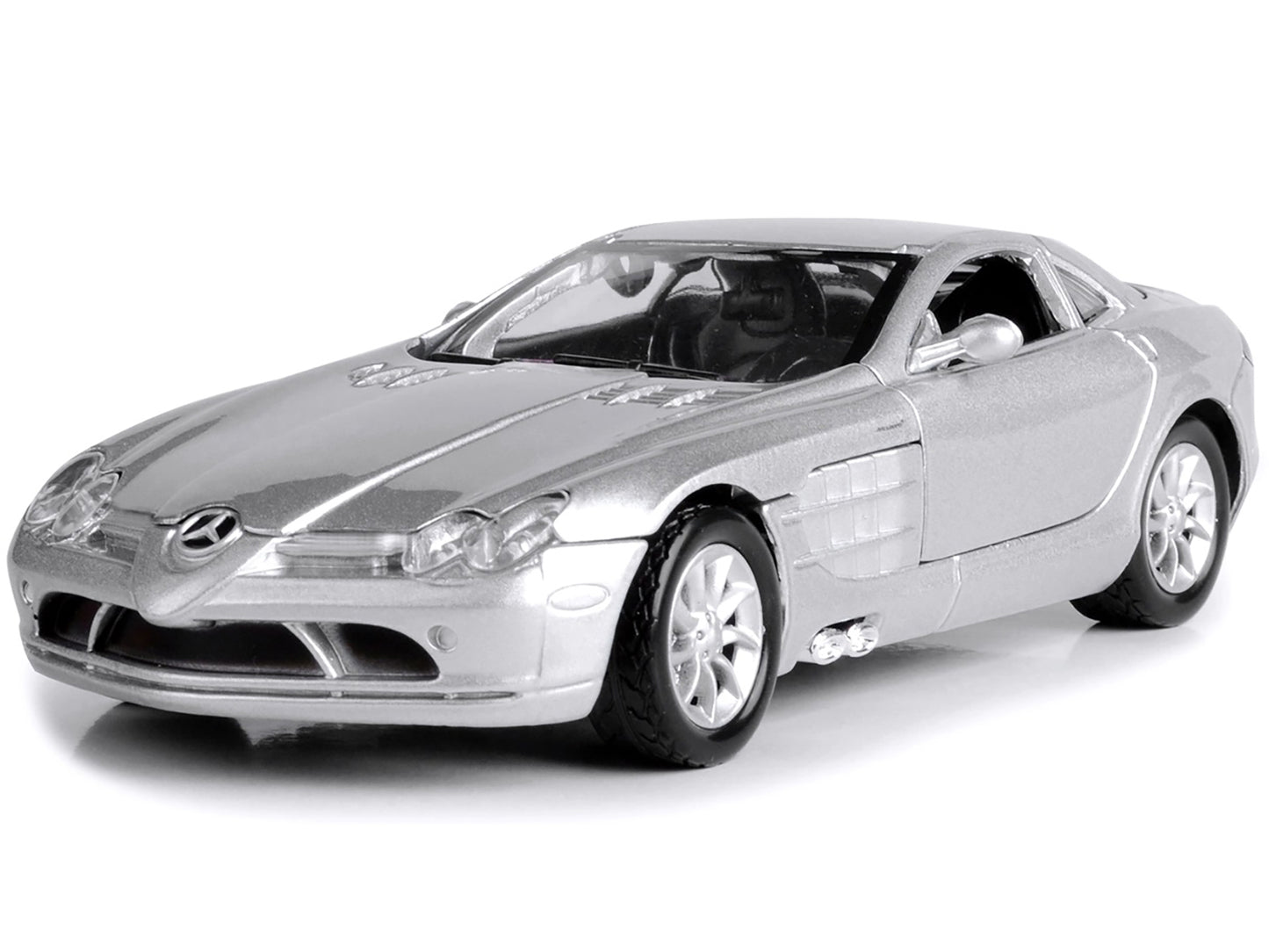 Mercedes McLaren SLR Silver 1/24 Diecast Model Car by Motormax
