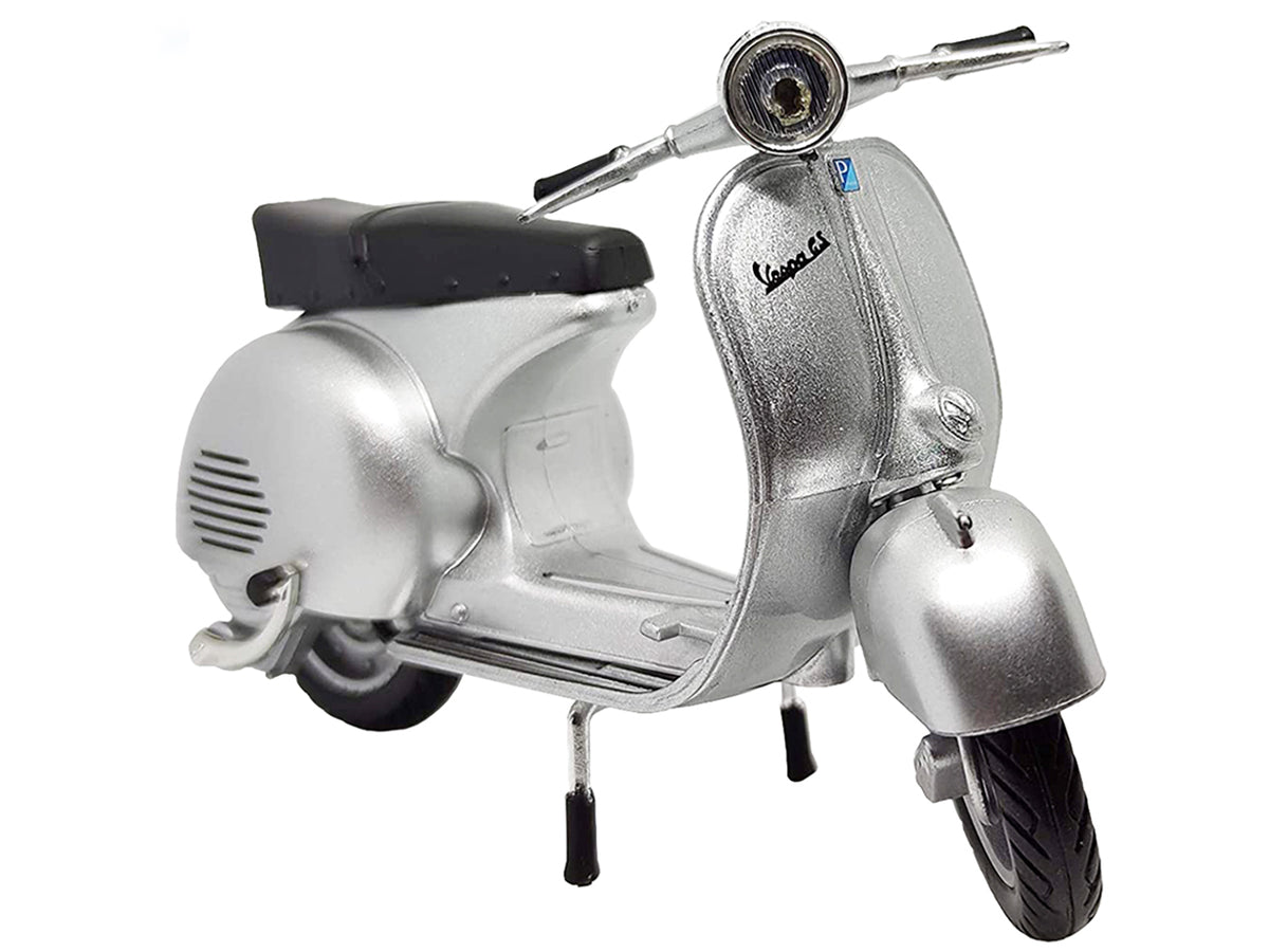 Vespa 150 GS Silver Metallic 1/12 Diecast Motorcycle Model - New Ray